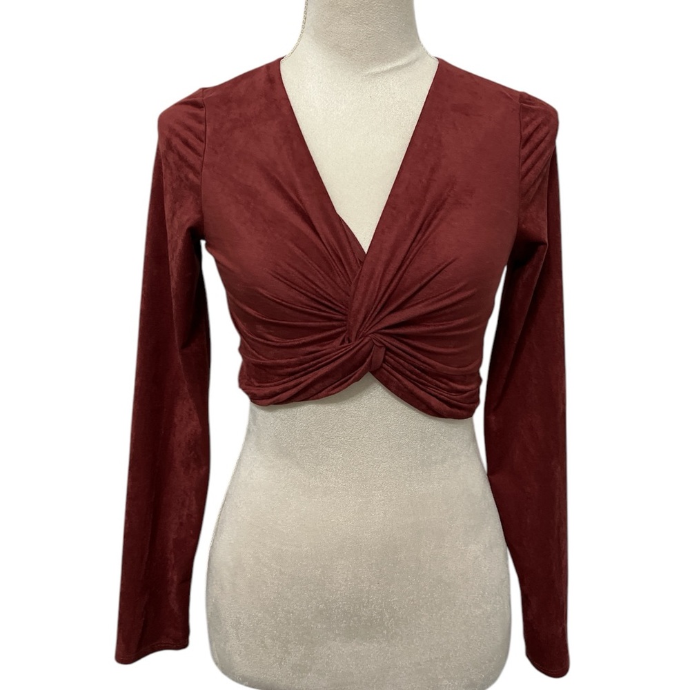 Agaci long sleeves top crop, size small.